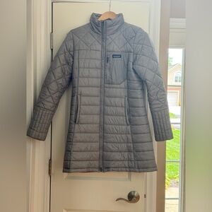 Patagonia Women's Radalie Parka - Silver/Grey Medium